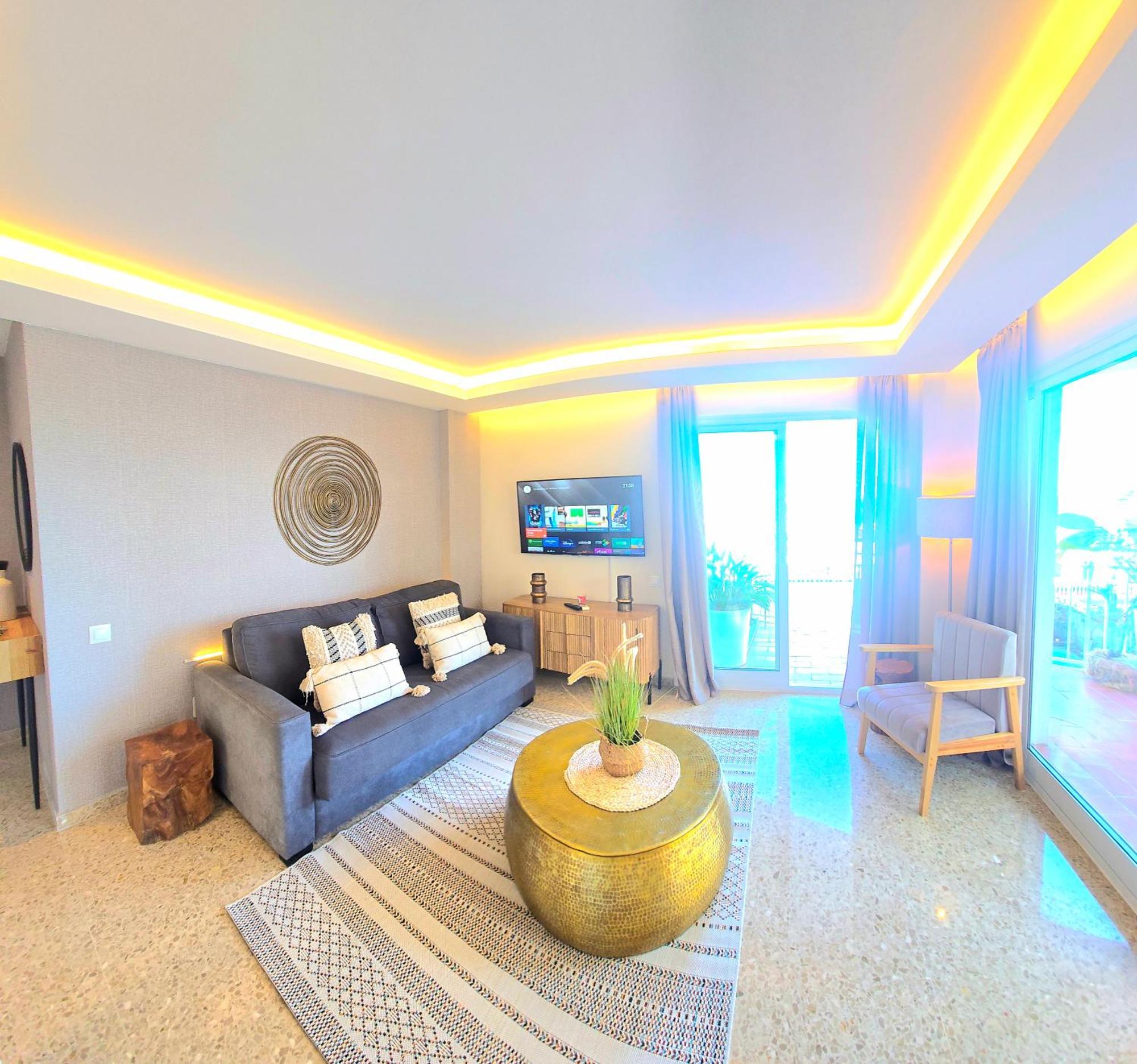Seaview Retreat Torremolinos City Center, With Pool And Amazing Views By Namaste Elite Exteriör bild